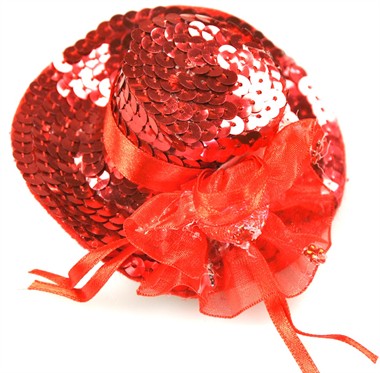 hoog hoedje rood met haarclip