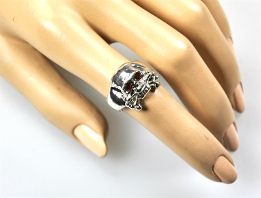 Ring doodshoofd