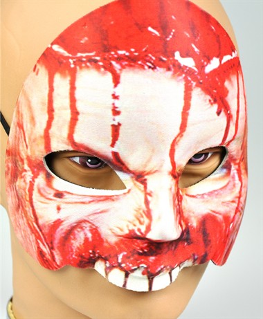 Bloederig masker zonder kin
