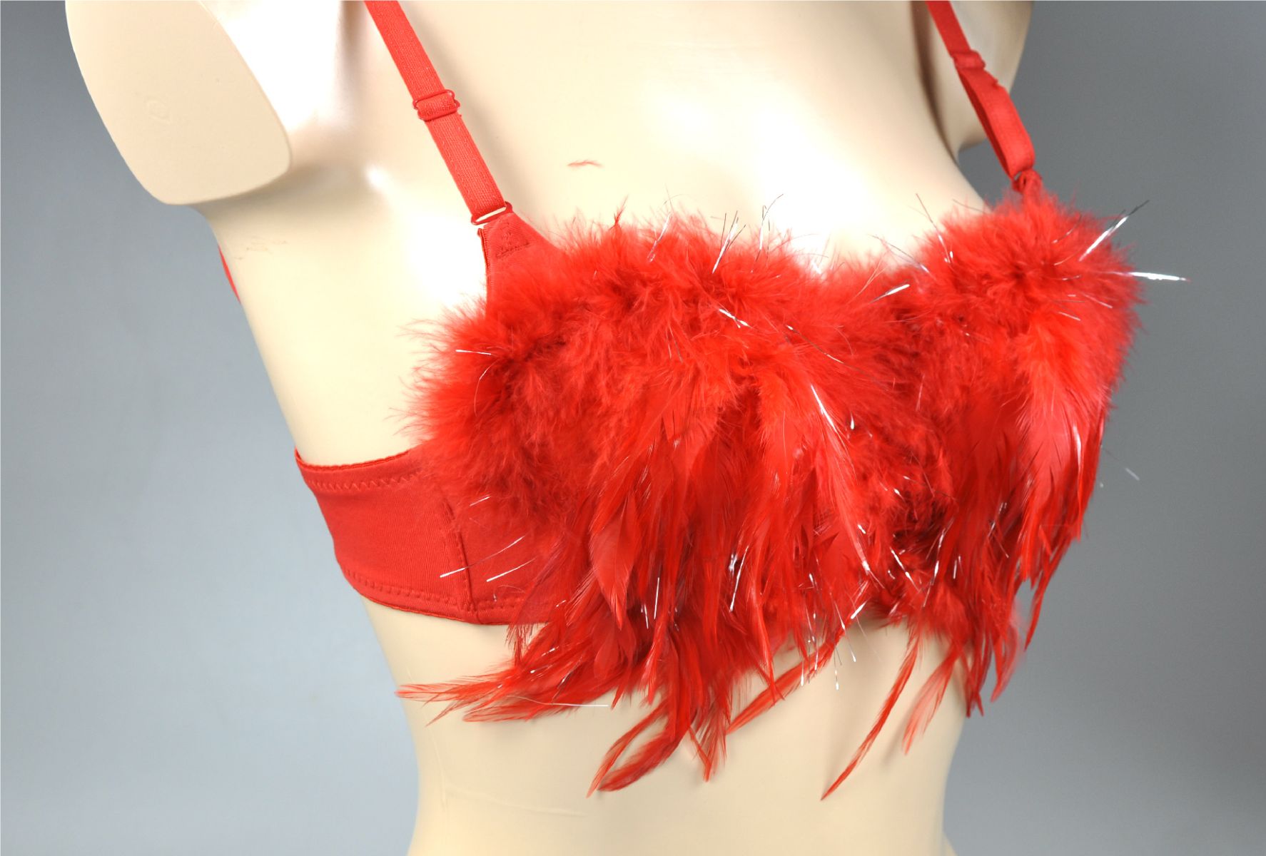 Feathers bra red/silver B80-85 at